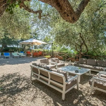Villaflair - Sbarcatello * Porto Santo Stefano (Grosseto)